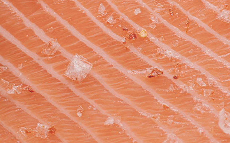 Salmon fillets and Pomfret: storing, marinating, and quick weeknight ideas